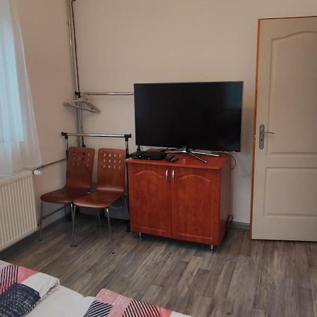 Lali Apartman Balatonudvari Exterior foto